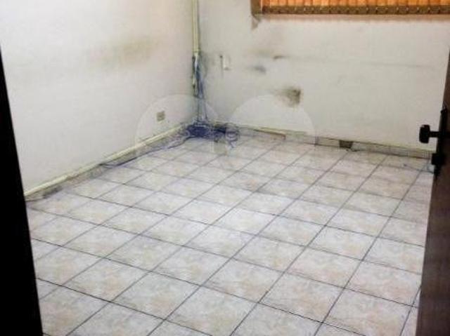 Sobrado com 4 quartos à venda em Quinta da paineira SP