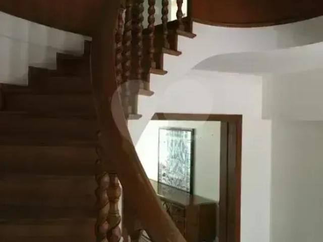 Sobrado à venda ou para alugar com 4 suítes em Alto da Boa Vista, São Paulo SP