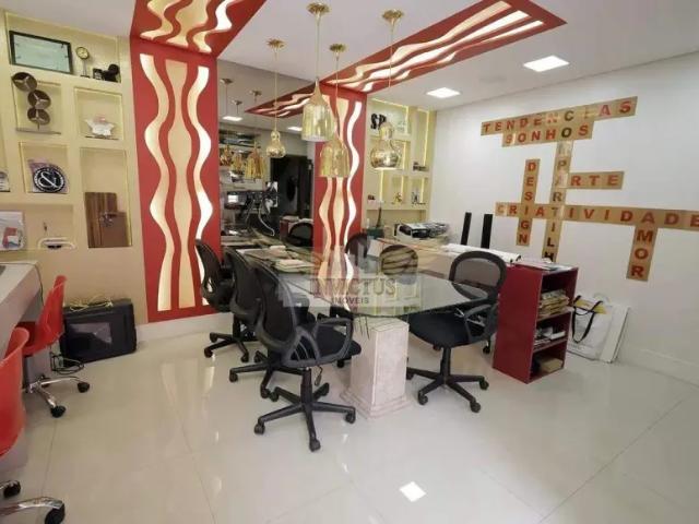 Sobrado com 4 Quartos para Alugar, 233m² Bairro Bangú, Santo André/SP