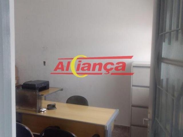 SOBRADO COM 4 SUÍTES A VENDA, 372m² JARDIM GUAPIRA JAÇANÃ/SP