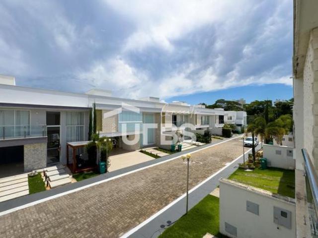 Sobrado com 4 suítes com closet e hidro, 208 m²