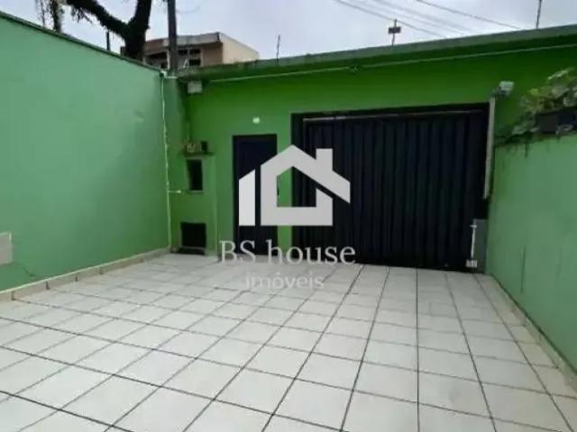Sobrado com 530m², 4 suítes, 8 vagas Vila Pires Santo André
