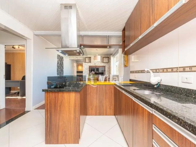 Sobrado com 5 dormitórios à venda, 245 m² por R$ 920.000,00 Planta São Tiago Piraquara/PR
