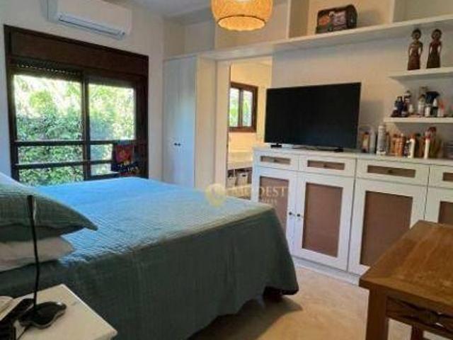 Sobrado com 5 dormitórios à venda, 188 m² por R$ 2.500.000,00 Camburi São Sebastião/SP