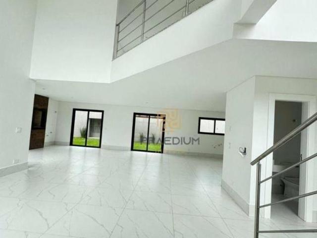 Sobrado com 5 dormitórios à venda, 318 m² por R$ 2.451.000,00 Vila Tanguá Almirante Tamandaré/PR