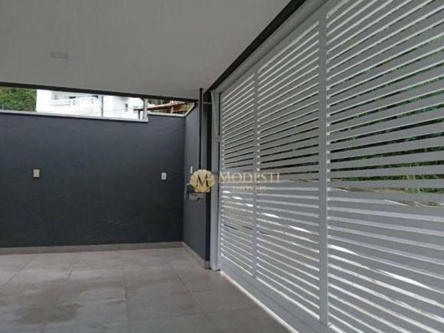 Sobrado com 5 dormitórios à venda, 335 m² por R$ 1.300.000,00 Portal da Olaria São Sebastião/SP