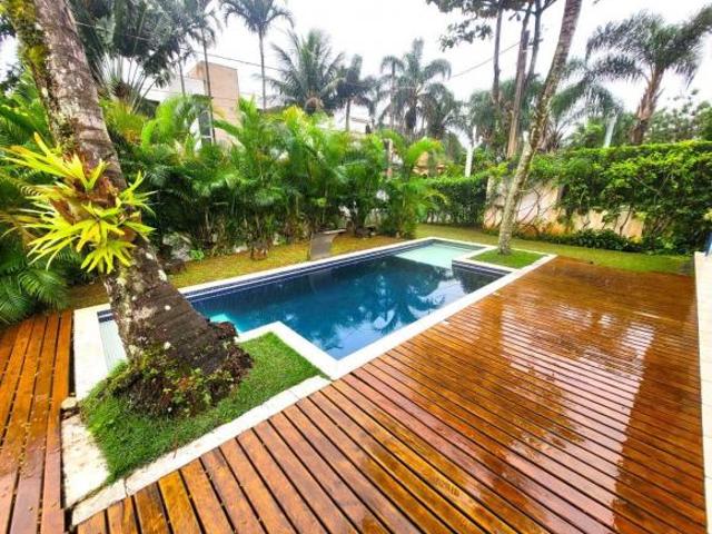 Sobrado com 5 dormitórios à venda, 350 m² por R$ 2.750.000,00 Toque Toque Pequeno São Sebastião/