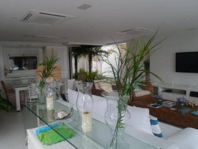 Sobrado com 5 dormitórios à venda, 420 m² por R$ 10.000.000,00 Juquehy São Sebastião/SP