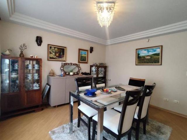 Sobrado com 5 quartos à venda, 310 m² por R$ 1.598,000 Jardim das Américas Curitiba/PR