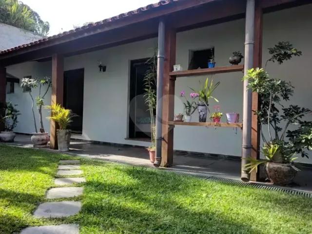 Sobrado à venda ou para alugar com 5 quartos, sendo 3 suítes, em Jardim Marajoara, São Paulo SP
