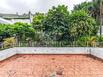 Sobrado com 5 quartos à venda ou para locação em Jardim guedala SP