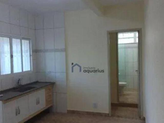 Sobrado com 6 dormitórios, 160 m² venda ou aluguel Jardim Cruzeiro do Sul São José dos Campos/