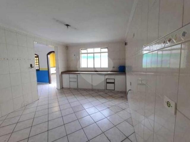 Sobrado com 6 quartos à venda em Vila granada SP