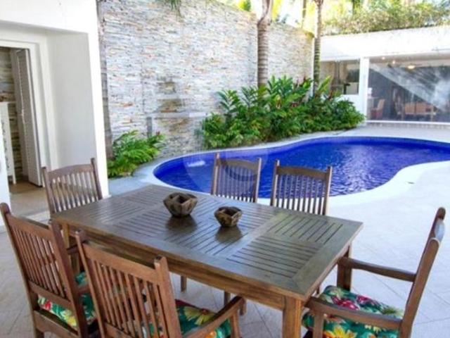 Sobrado com 6 quartos à venda em Boracéia SP
