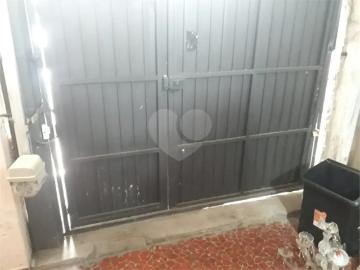 Sobrado com 6 quartos para locação em Campo belo SP