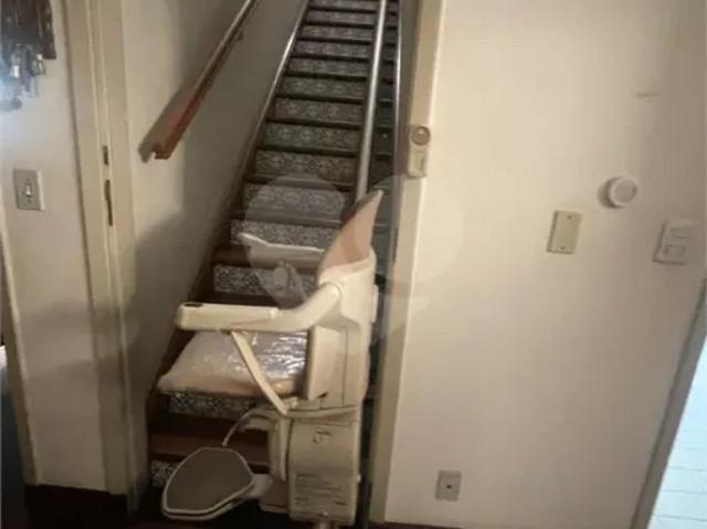 Sobrado com 6 quartos à venda em Alto de pinheiros SP