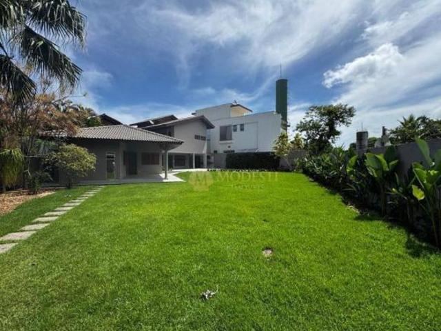 Sobrado com 7 dormitórios à venda, 400 m² por R$ 9.800.000,00 Praia da Baleia São Sebastião/SP