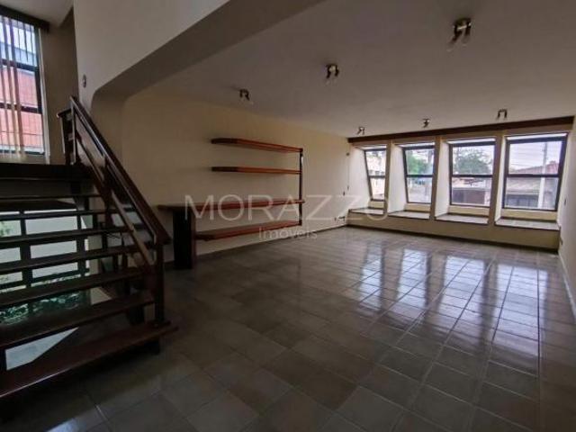 Sobrado com 9 dormitórios à venda, 600 m² por R$ 1.100.000,00 Centro Jacareí/SP