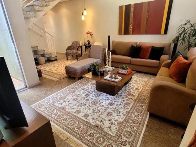 Sobrado com 03 dormitórios à venda, 200 m² por R$ 1.325.000,00 Vila Gilda Santo André/SP
