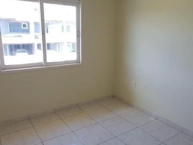 Sobrado Com 03 Quartos Sendo 01 Suíte, Para Locação, No Bairro Rocio Grande Em São Francisco Do Sul