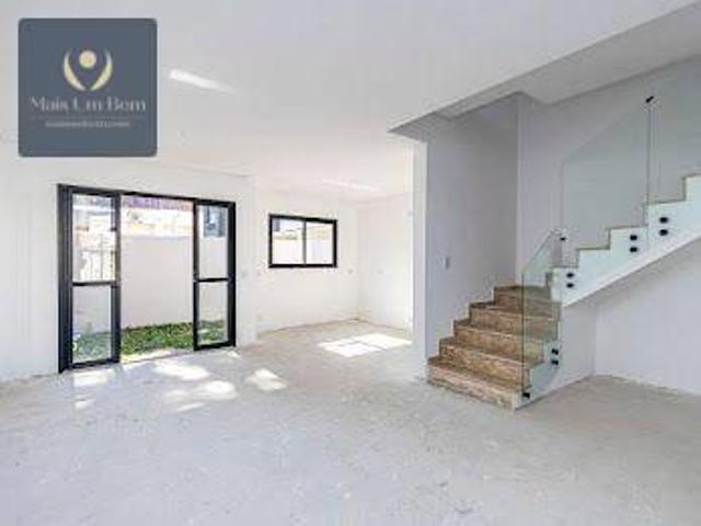Sobrado com 136 m², 3 quartos 1 suíte à venda por R$ 799.000 Cajuru Curitiba/PR