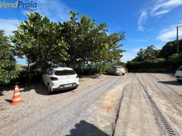Sobrado com 1 dormitório à venda, 80 m² por R$ 700.000,00 Toque Toque Grande São Sebastião/SP