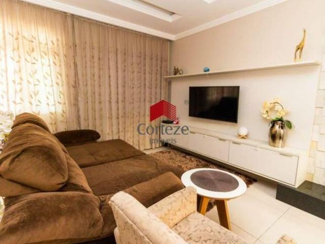 Sobrado com 210m² 3 quartos, à venda, no bairro Pedro Moro em São José dos Pinhais