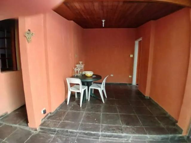 Sobrado com 2 dormitórios para alugar, 280 m²