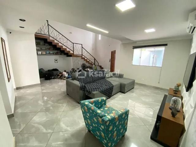 Sobrado Com 2 Dormitórios à Venda, 313 M² Por R$ 850.000 Vila Taquarussu Campo Grande/ms