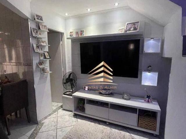 Sobrado com 2 dormitórios à venda, 102 m² por R$ 427.000