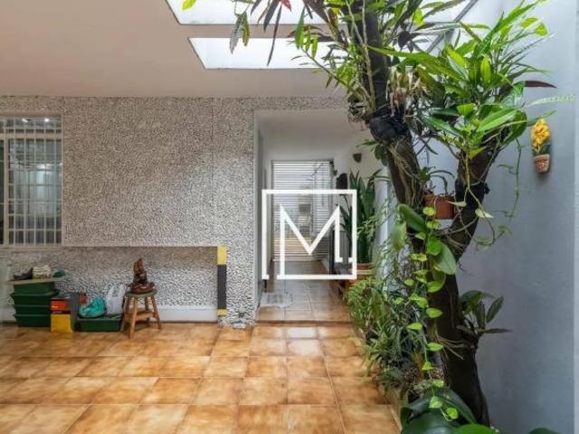 Sobrado com 2 dormitórios à venda, 126 m² por R$ 1.019.000,00 Bosque da Saúde