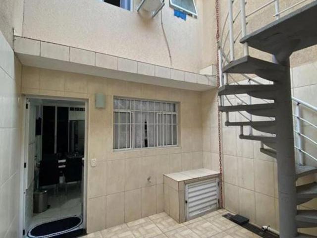 Sobrado com 2 dormitórios à venda, 120 m² por R$ 405.000,00 Jardim Rodolfo Pirani São Paulo/SP