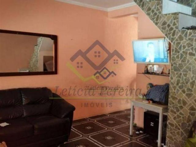 Sobrado com 2 dormitórios à venda, 173 m² por R$ 405.000,00 Vila Urupês Suzano/SP
