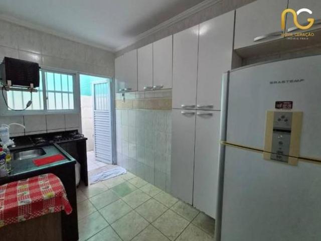 Sobrado com 2 dormitórios à venda, 55 m² por R$ 400.000,00 Maracanã Praia Grande/SP
