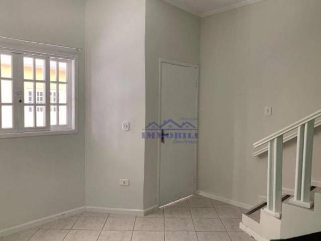 Sobrado com 2 dormitórios à venda, 72 m² por R$ 313.000,00 Jardim Flórida Jacareí/SP