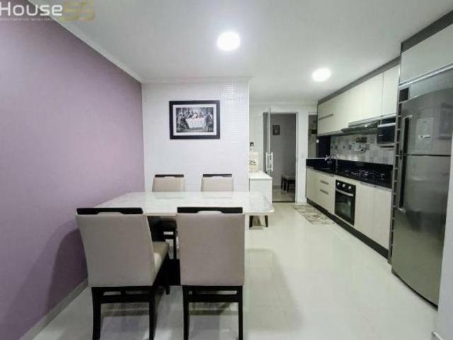 Sobrado com 2 dormitórios à venda, 81 m² por R$ 475.000,00 Sítio Cercado Curitiba/PR