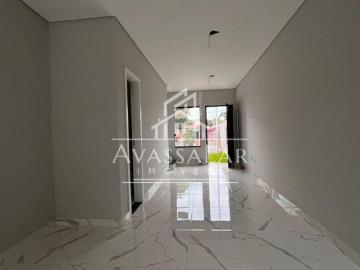Sobrado com 2 Dormitórios e Potencial de Ampliação à Venda Pinheirinho | Curitiba PR
