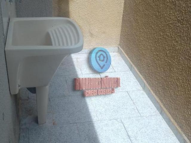 Sobrado com 2 Dormitórios, 1 Vaga e com 88M² em Jardim Lourdes por R$ 335.000.