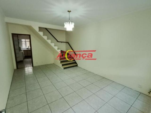 SOBRADO COM 2 QUARTOS