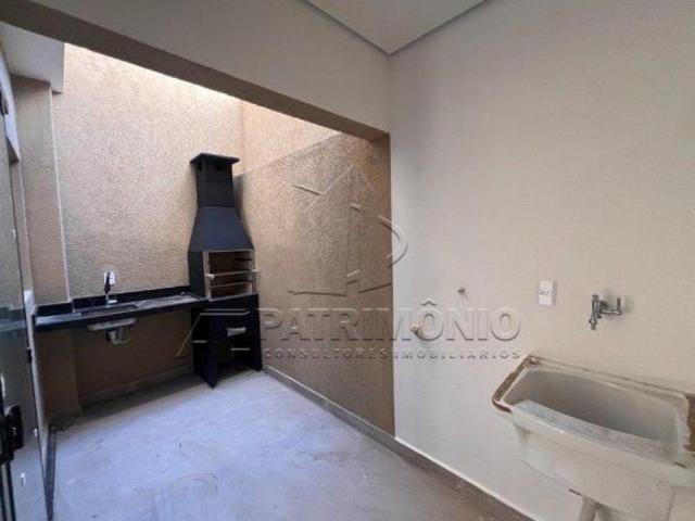 SOBRADO COM 2 QUARTOS OURO FINO