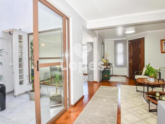 Sobrado com 310 m² no Bairro Jardim das Américas