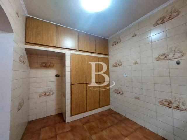 Sobrado com 3 dormitórios para alugar, 186 m² por R$ 3.817,38/mês Vila Alto de Santo André Santo