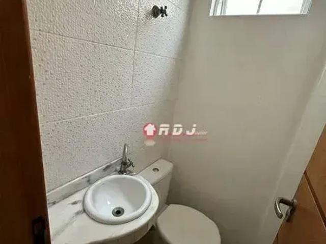 Sobrado com 3 dormitórios à venda, 100 m² por R$ 648.000,00 José Menino Santos/SP