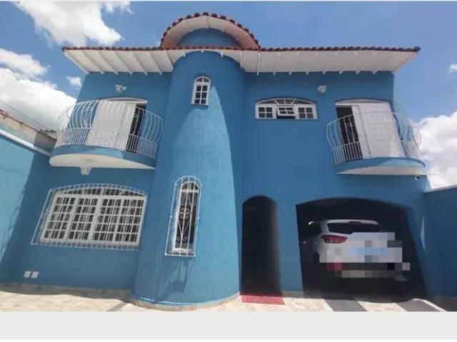 Sobrado com 3 dormitórios à venda, 241 m² por R$ 790.000,00 Mogi Moderno Mogi das Cruzes/SP