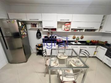 Sobrado com 3 dormitórios à venda, 80 m² por R$ 850.000,00 Vila Guarani São Paulo/SP
