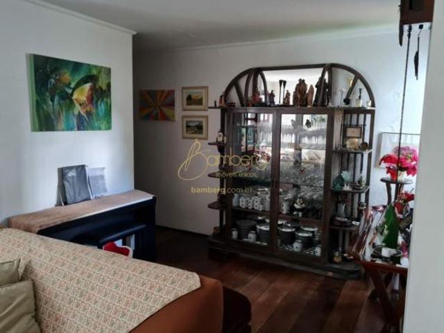 Sobrado com 3 dormitórios/2 suítes/2 vagas, muito bem localizado