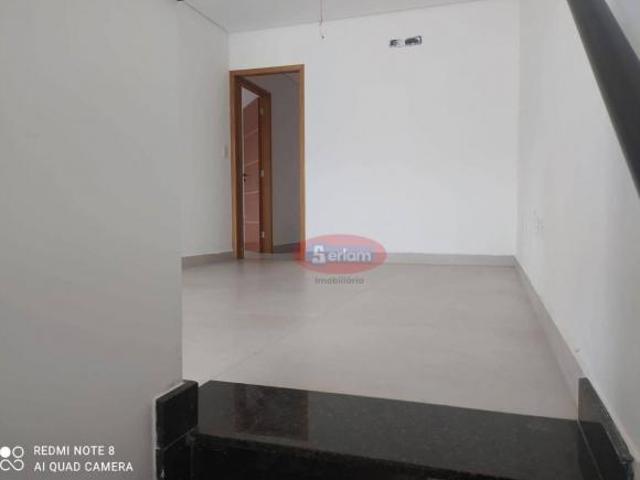 Sobrado com 3 dormitórios à venda, 107 m² por R$ 825.000,00 Estuário Santos/SP