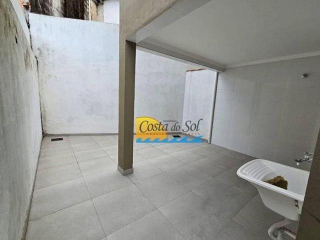 Sobrado com 3 dormitórios à venda, 103 m² por R$ 640.000,00 Jardim Alice Praia Grande/SP