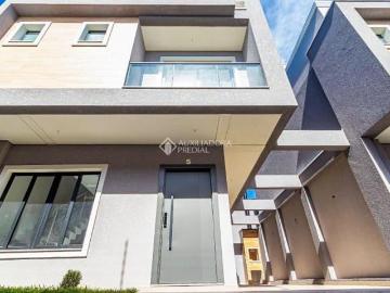 Sobrado com 3 dormitórios à venda, 118 m² por R$ 799.000,00 Xaxim Curitiba/PR