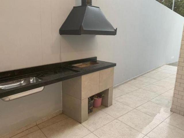 Sobrado com 3 dormitórios à venda, 127 m² por R$ 760.000,00 Jardim do Triunfo
